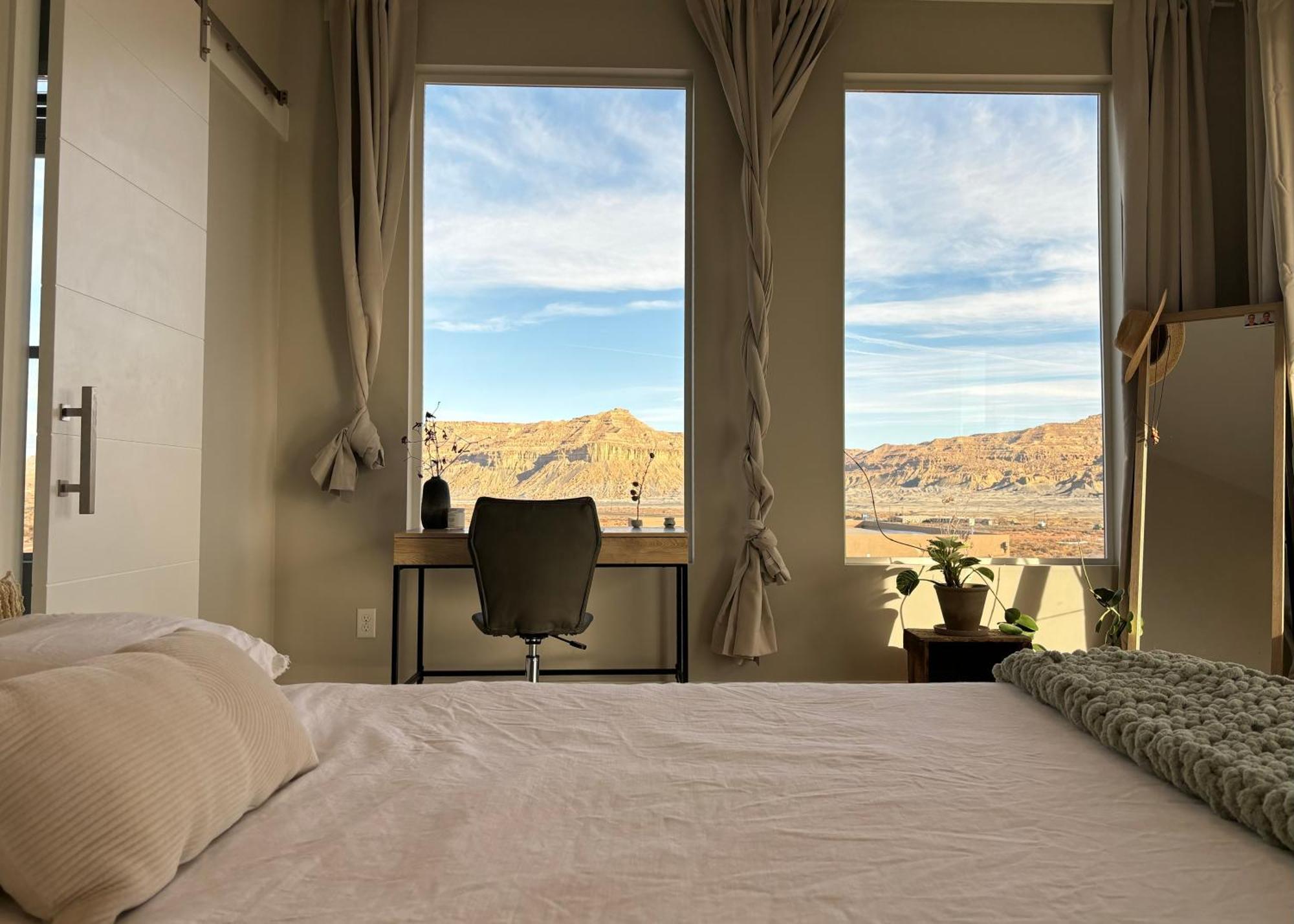 Calming Canyon Sanctuary With Grand Mesa Views Биг-Уотер Экстерьер фото