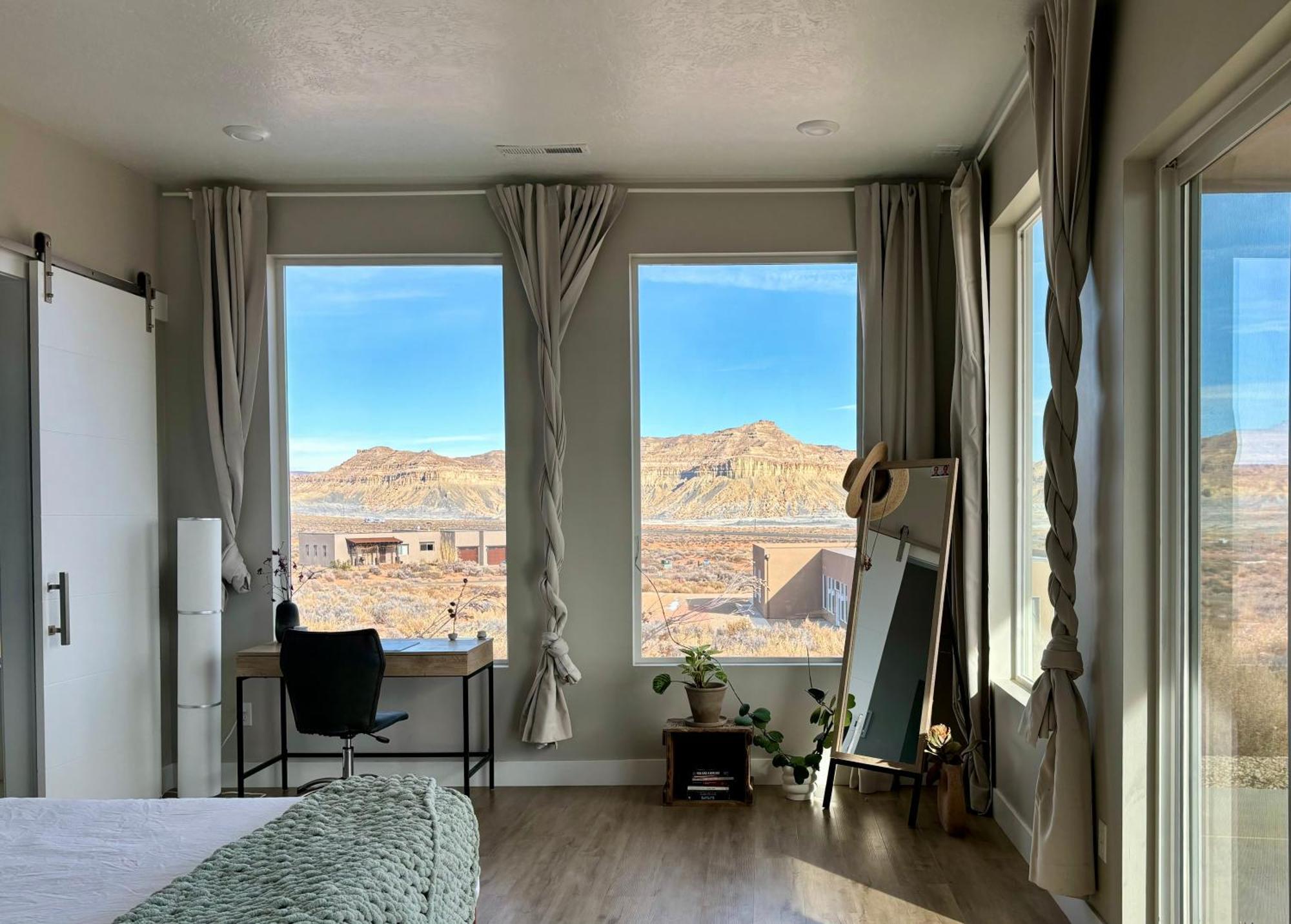 Calming Canyon Sanctuary With Grand Mesa Views Биг-Уотер Экстерьер фото